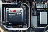 Rev-ai-lution studio logo